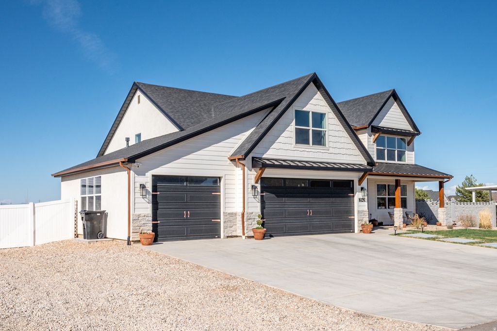 Photo of 2342 W 3750 N, Cedar City, UT 84721 (MLS # 2146361)