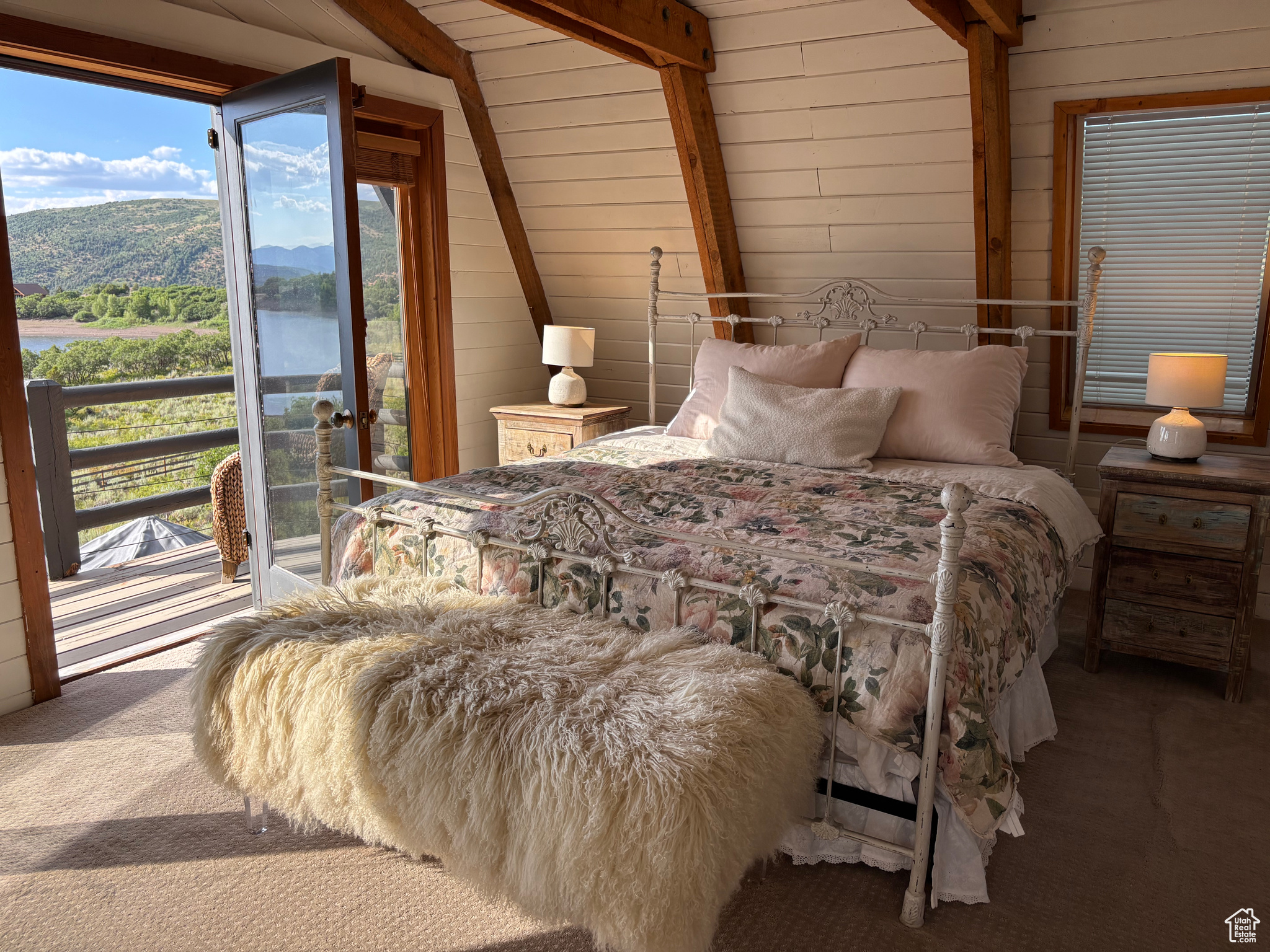 TIMBER LAKES  TIMBERLAKES - Residential