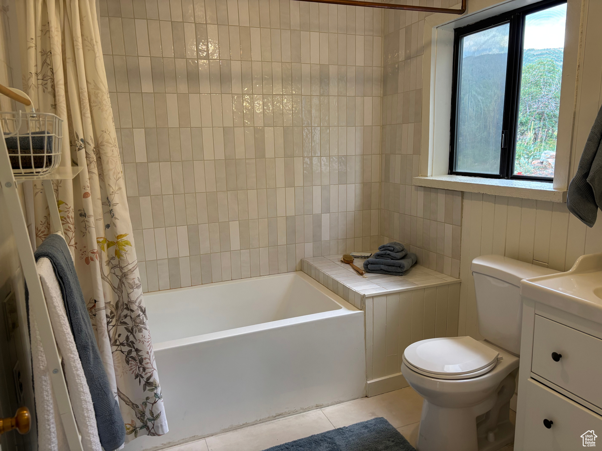 TIMBER LAKES  TIMBERLAKES - Residential