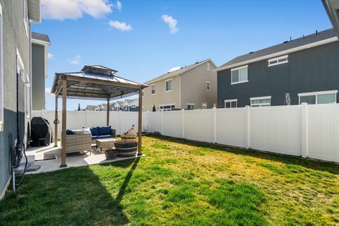 Tiny photo for 2094 W LYDIA LN, Syracuse, UT 84075 (MLS # 2141503)