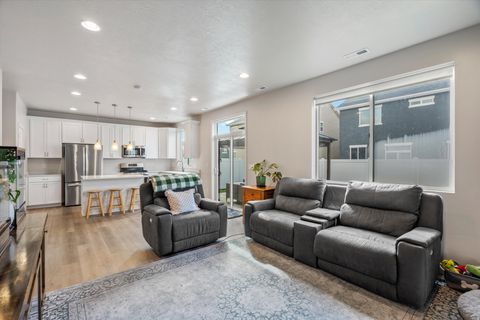 Tiny photo for 2094 W LYDIA LN, Syracuse, UT 84075 (MLS # 2141503)