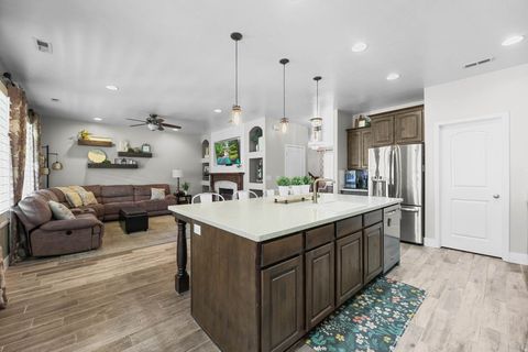 Tiny photo for 947 ELIZABETH DR, North Salt Lake, UT 84054 (MLS # 2131508)