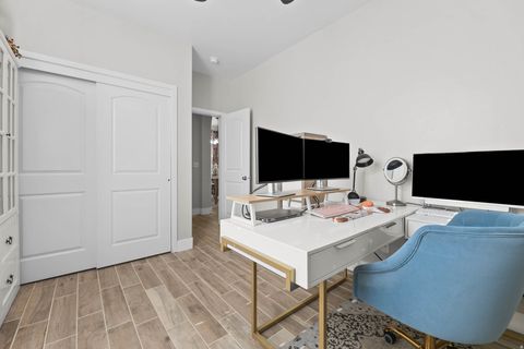 Tiny photo for 947 ELIZABETH DR, North Salt Lake, UT 84054 (MLS # 2131508)