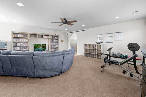 Tiny photo for 947 ELIZABETH DR, North Salt Lake, UT 84054 (MLS # 2131508)