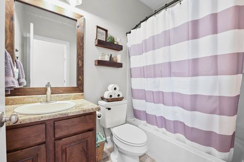 Tiny photo for 947 ELIZABETH DR, North Salt Lake, UT 84054 (MLS # 2131508)