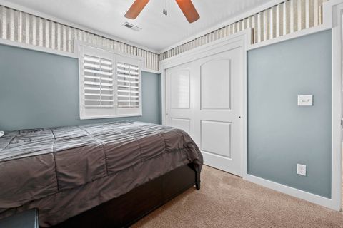 Tiny photo for 947 ELIZABETH DR, North Salt Lake, UT 84054 (MLS # 2131508)