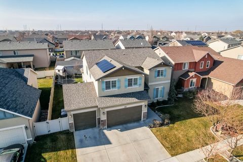 Tiny photo for 947 ELIZABETH DR, North Salt Lake, UT 84054 (MLS # 2131508)