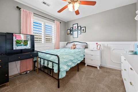 Tiny photo for 947 ELIZABETH DR, North Salt Lake, UT 84054 (MLS # 2131508)