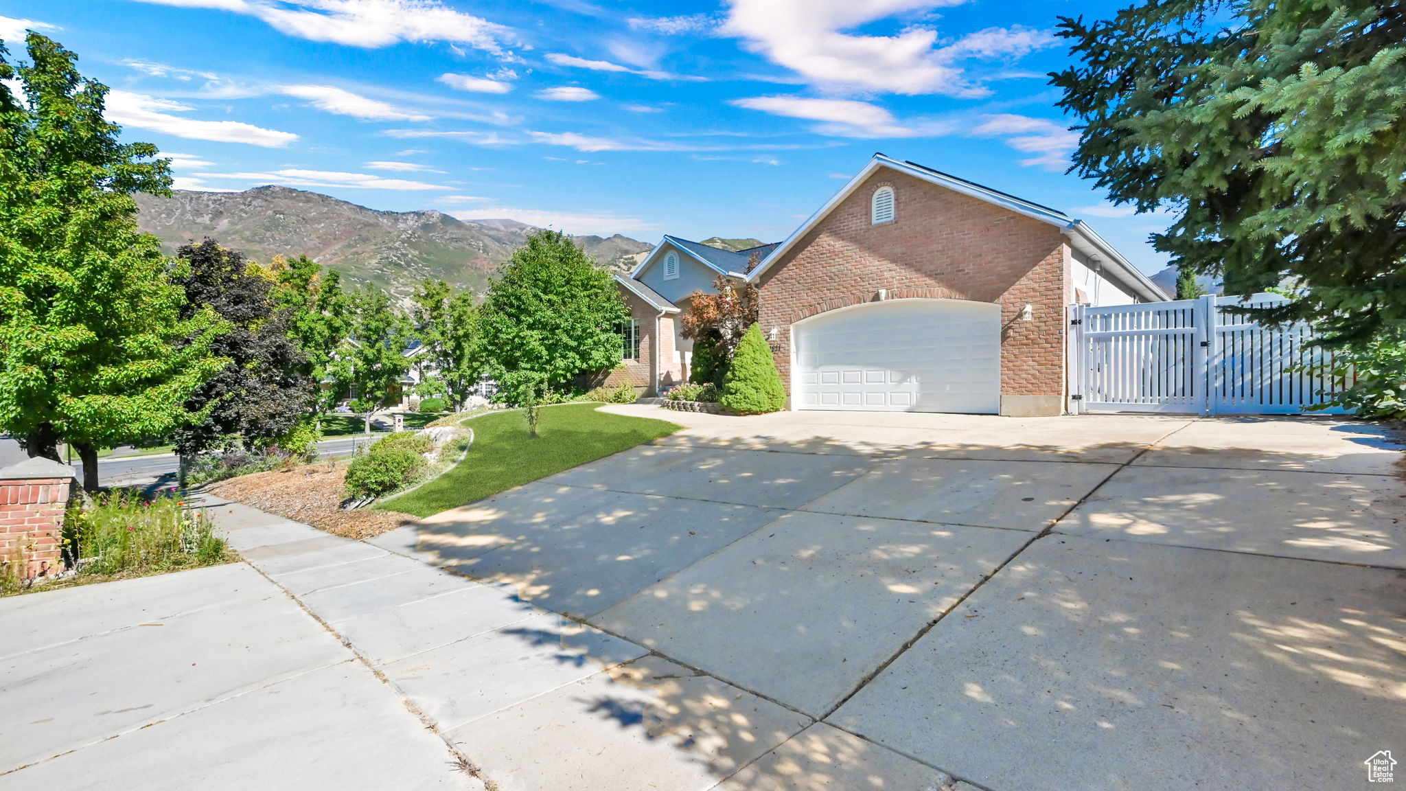 1821 E Mohawk Ln, Ogden, Utah image 5