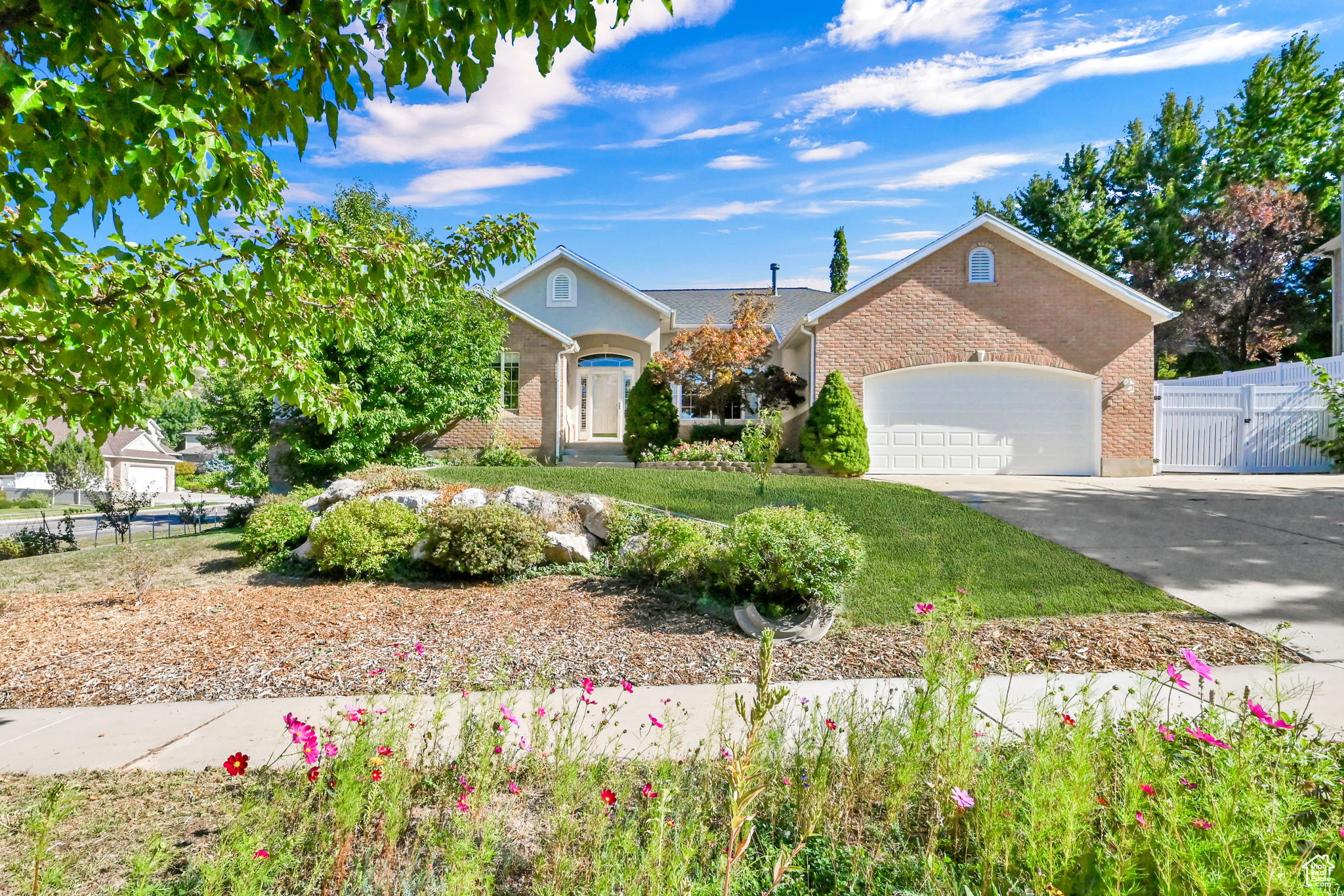 1821 E Mohawk Ln, Ogden, Utah image 3