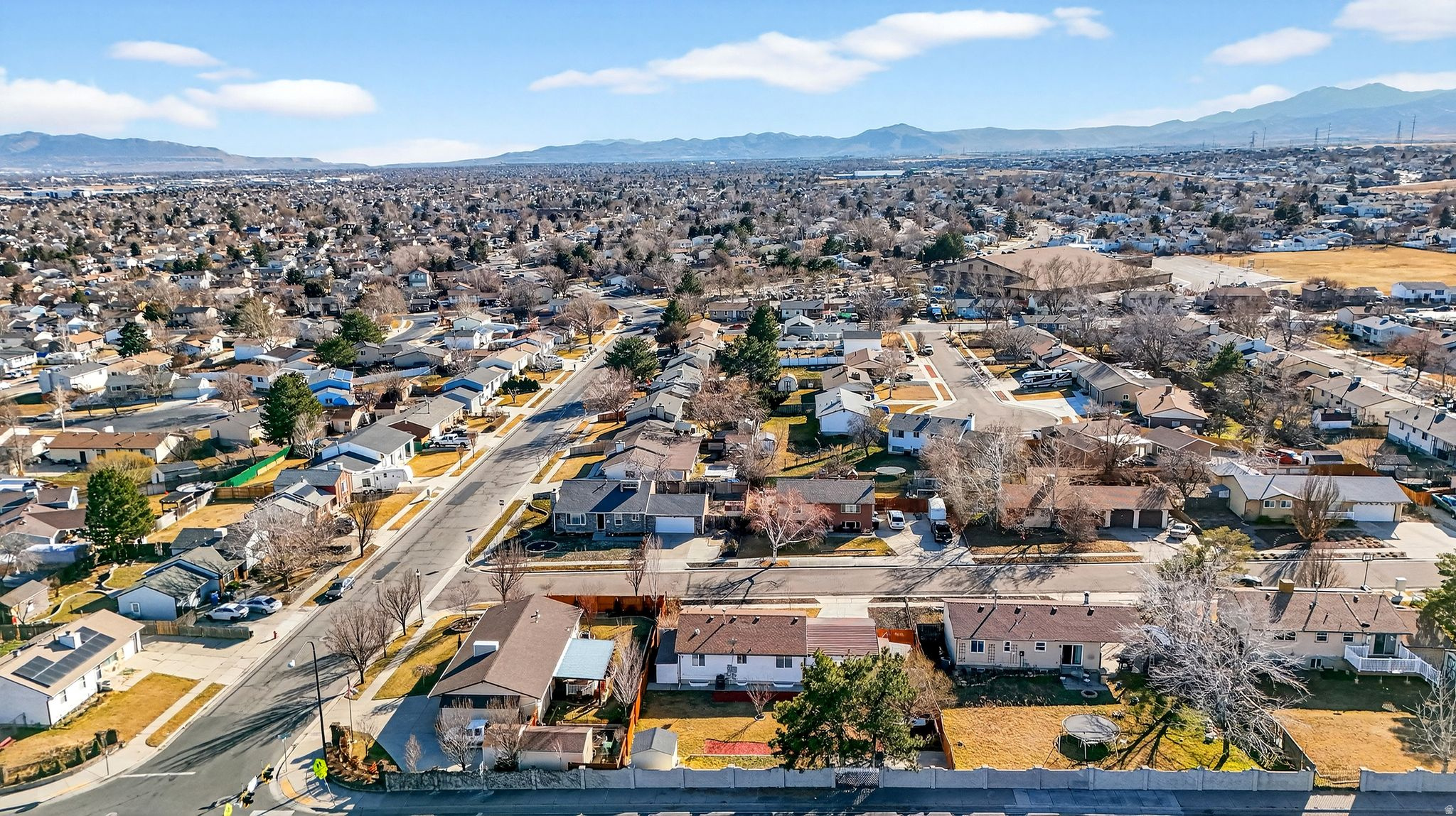 OQUIRRH SHADOWS - Residential