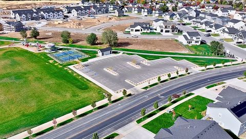 Tiny photo for 2559 W AURORA AVE, Ave N #292, Mapleton, UT 84664 (MLS # 2142426)