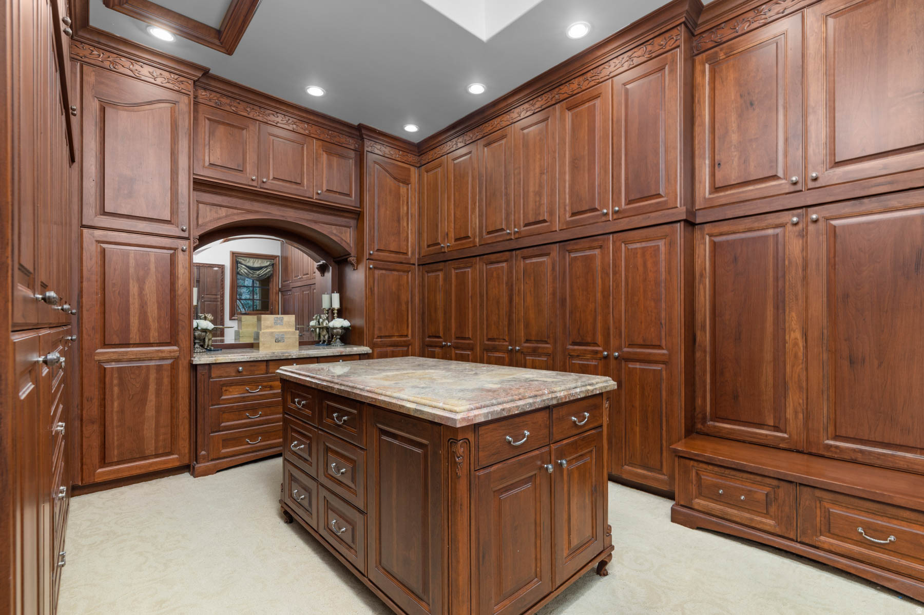 HILLSIDE OAKS - Residential