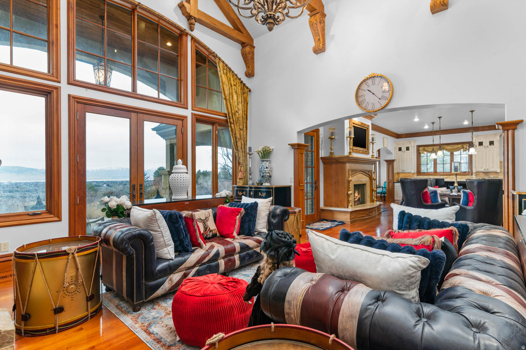 HILLSIDE OAKS - Residential