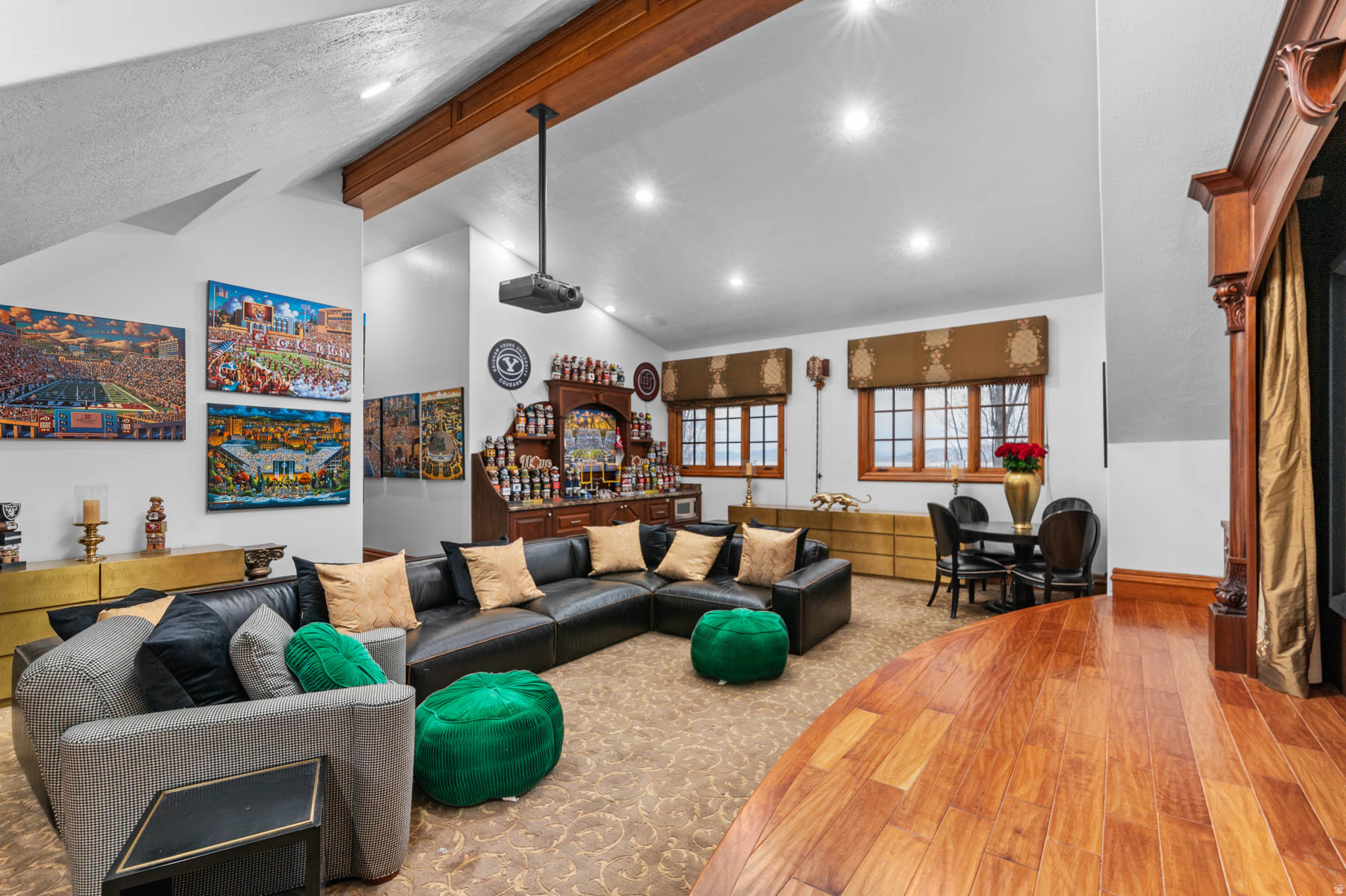 HILLSIDE OAKS - Residential