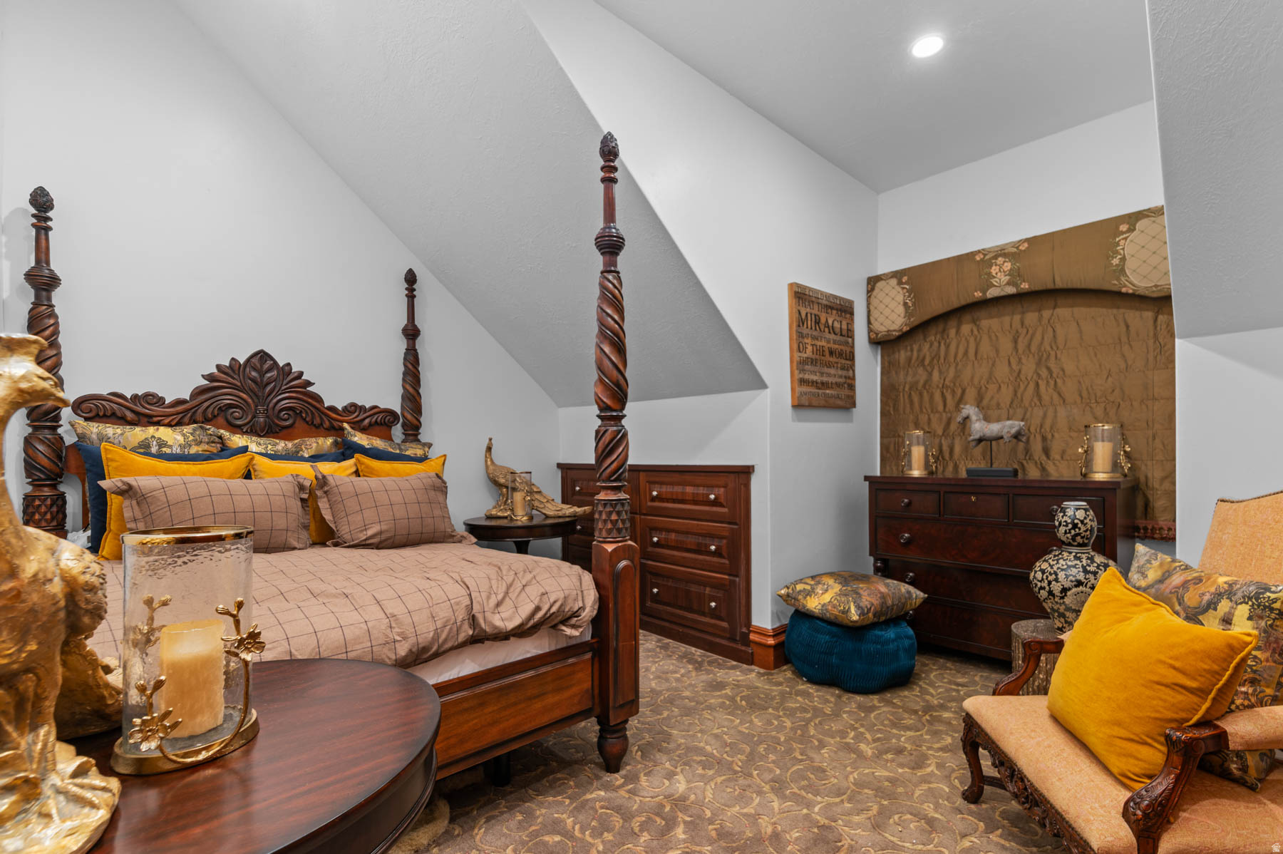 HILLSIDE OAKS - Residential