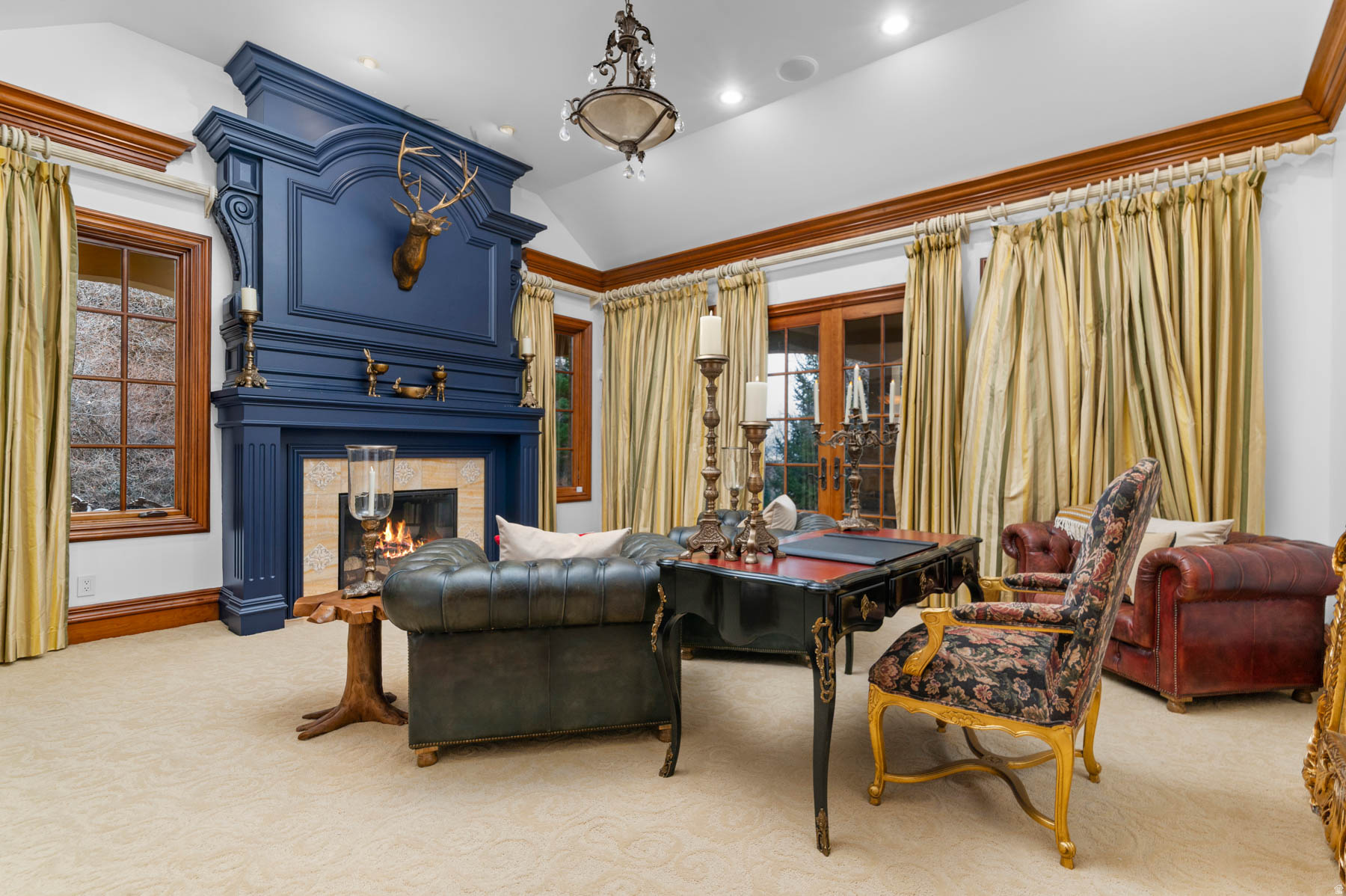 HILLSIDE OAKS - Residential