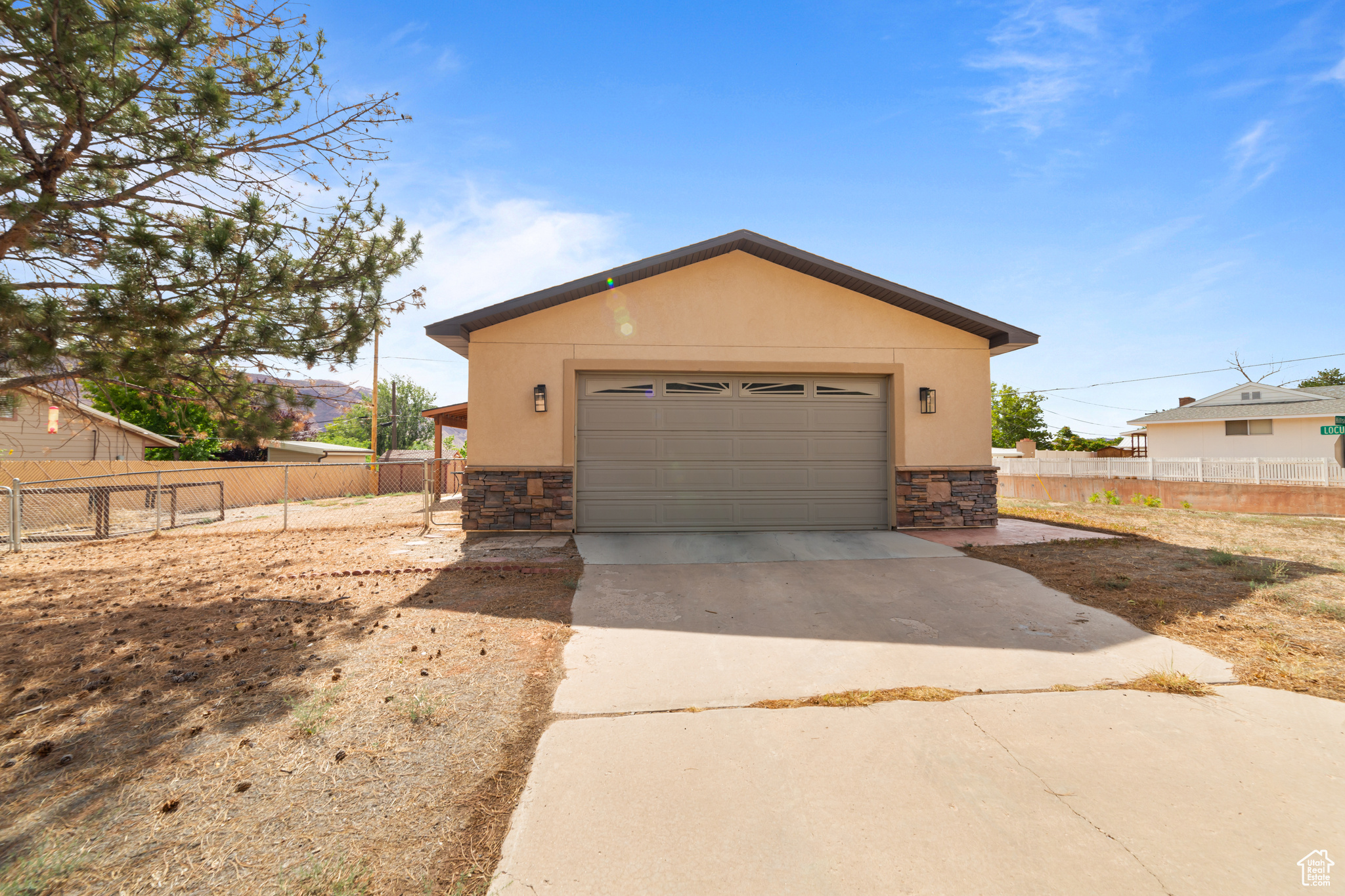 WALKER - Residential