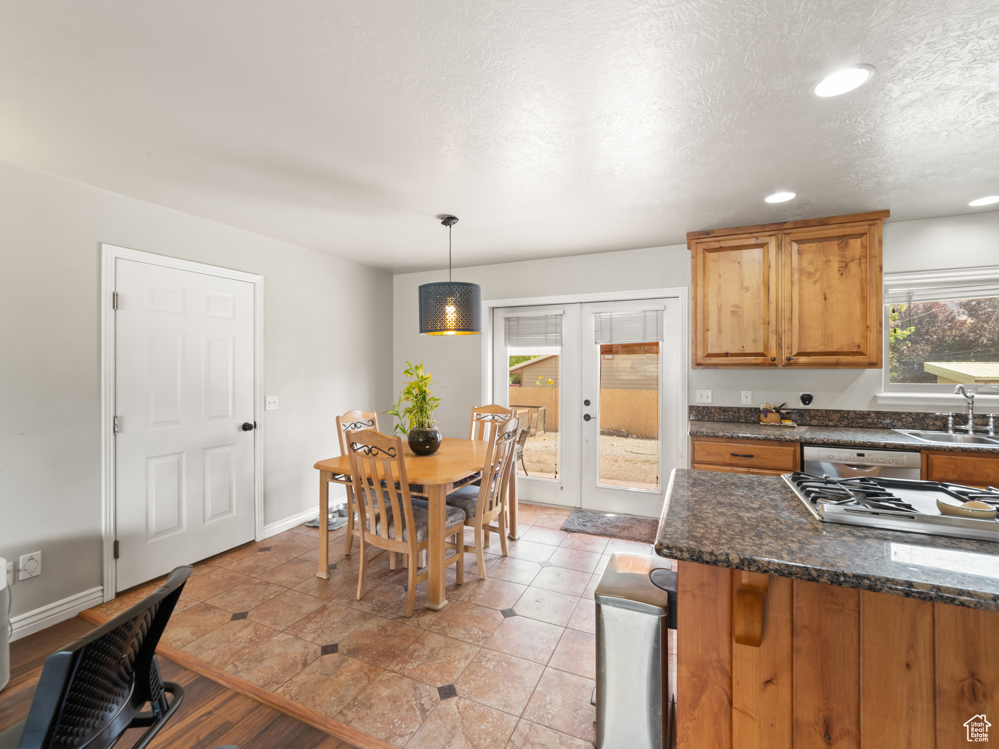 WALKER - Residential