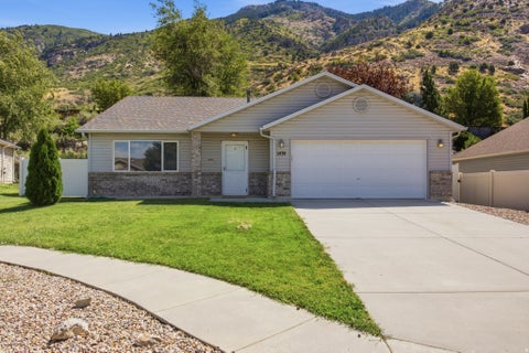 Homes For Rent - 1474 N Ogden Peak Cir<br/> Weber County, Ogden, UT 84404