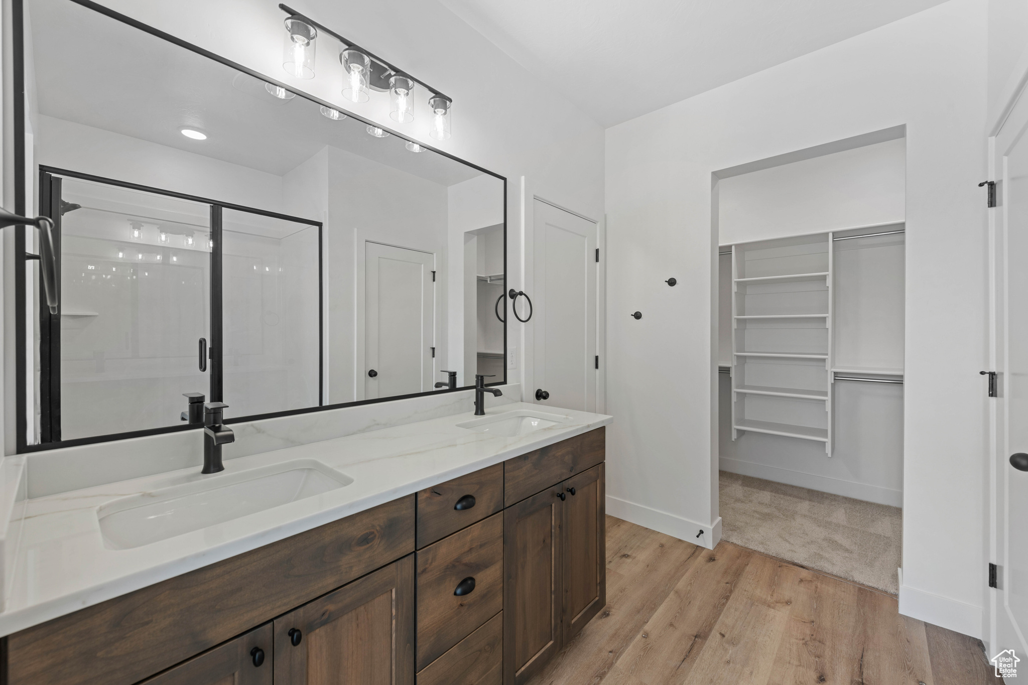 ROSE VILLAGE - Residential Income