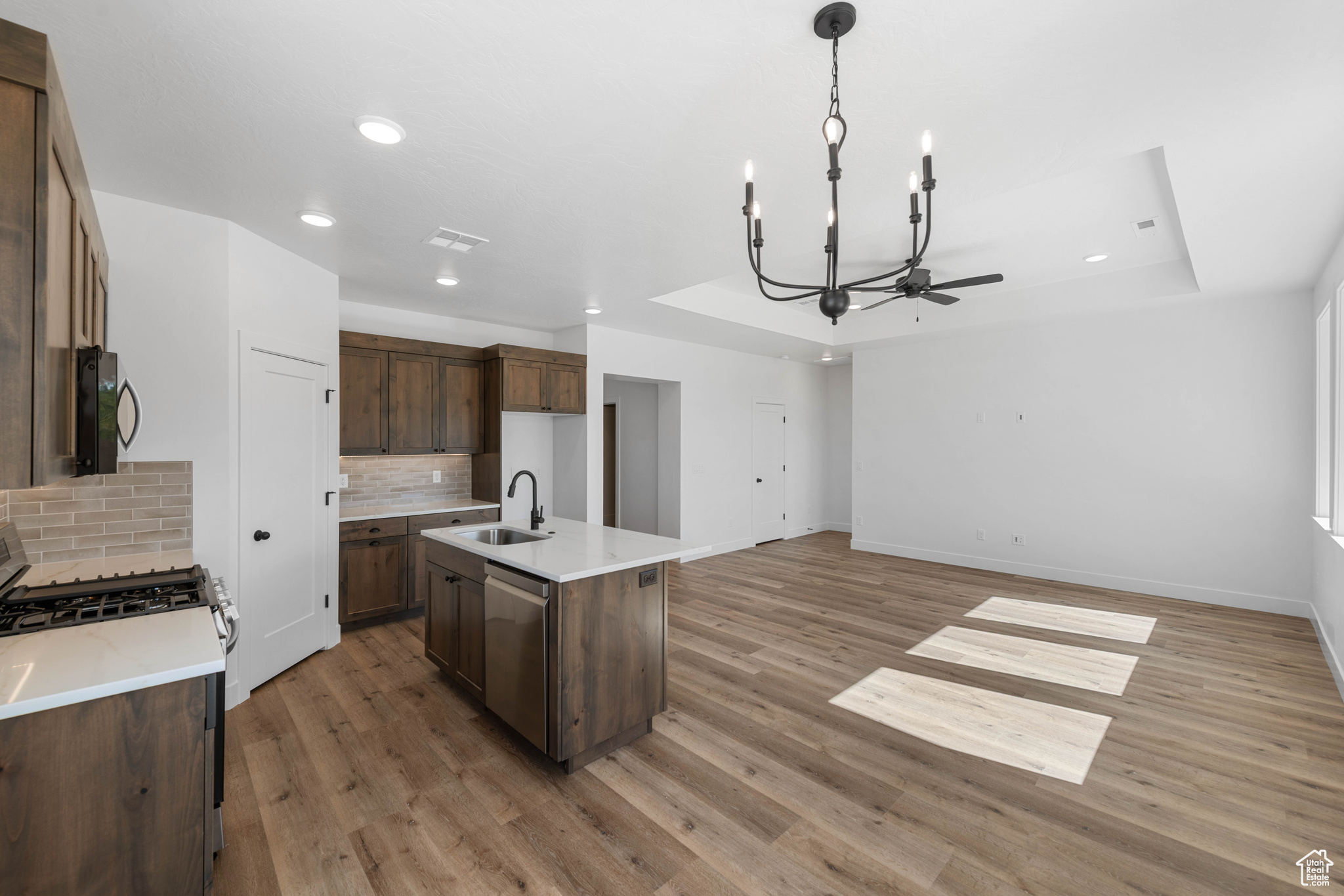 ROSE VILLAGE - Residential Income