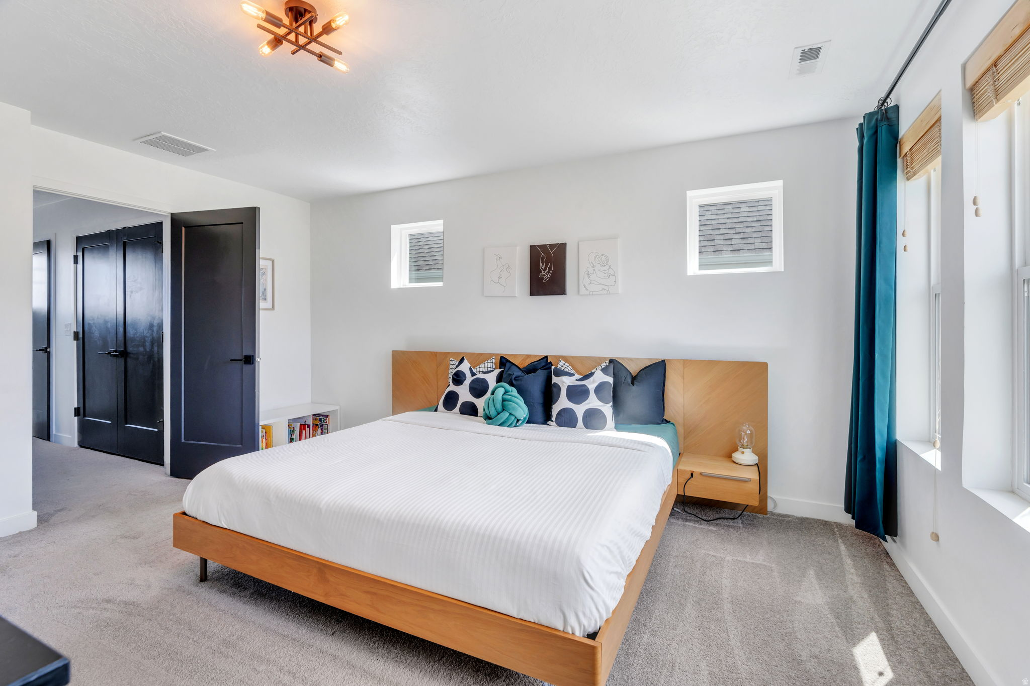 DAYBREAK - Residential