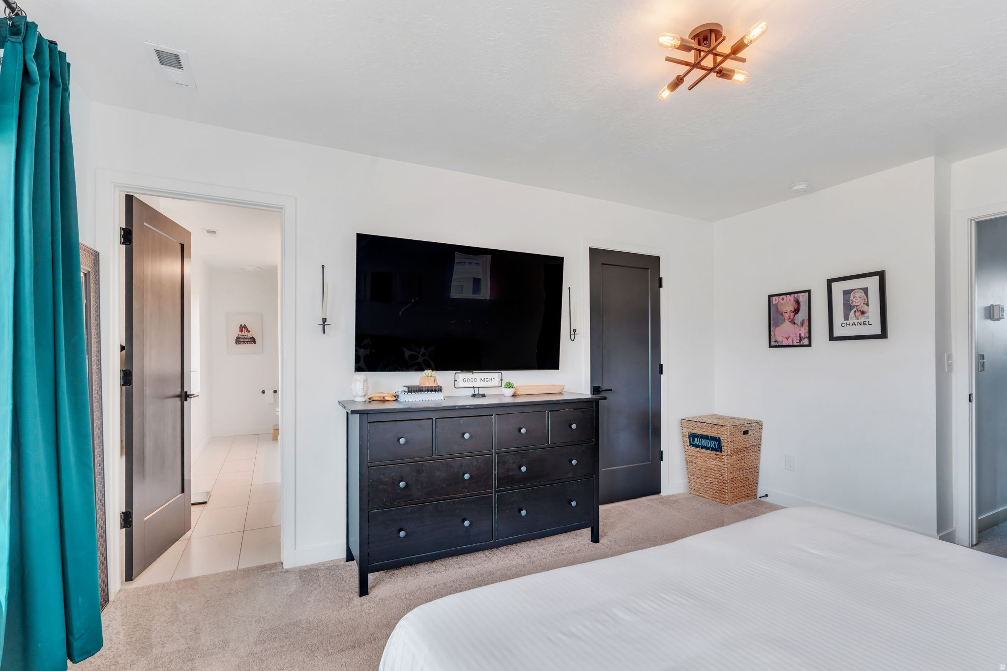 DAYBREAK - Residential