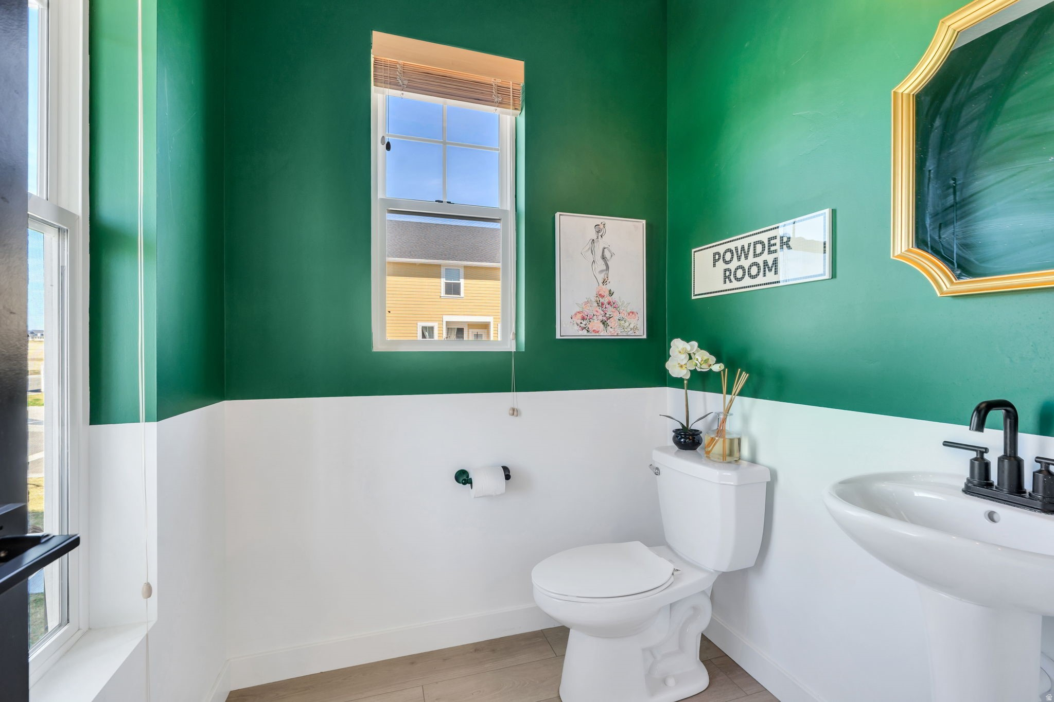 DAYBREAK - Residential