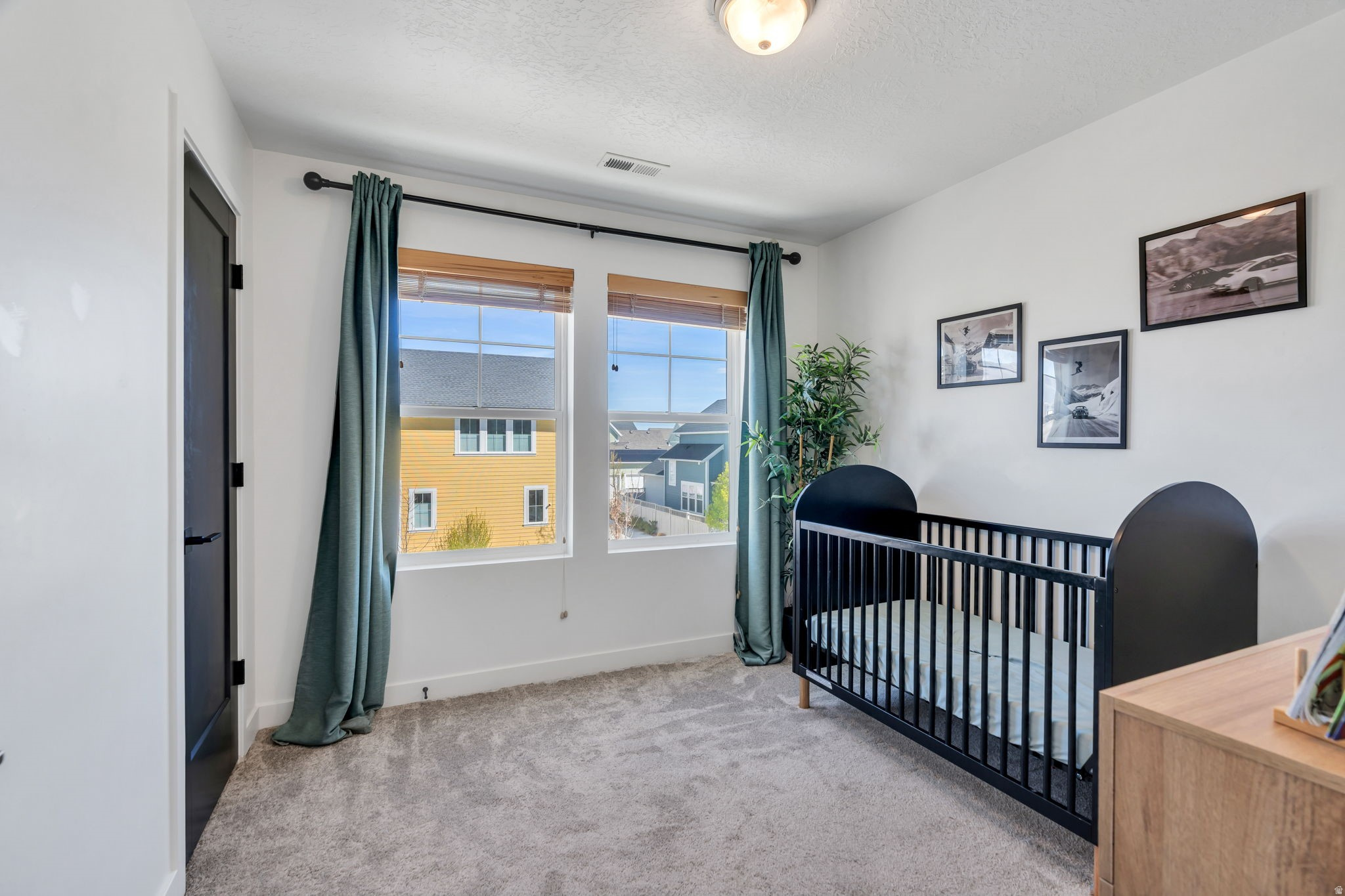 DAYBREAK - Residential