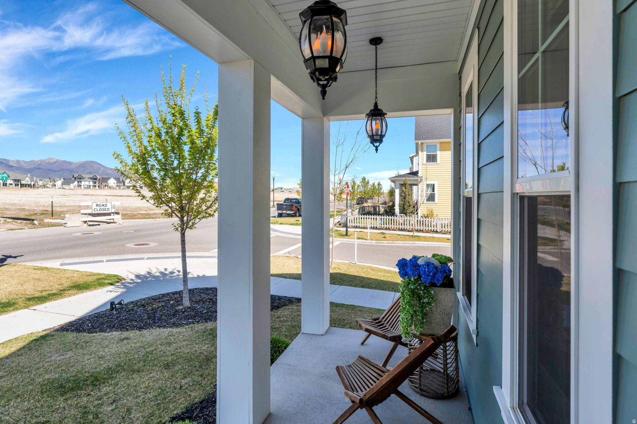 DAYBREAK - Residential