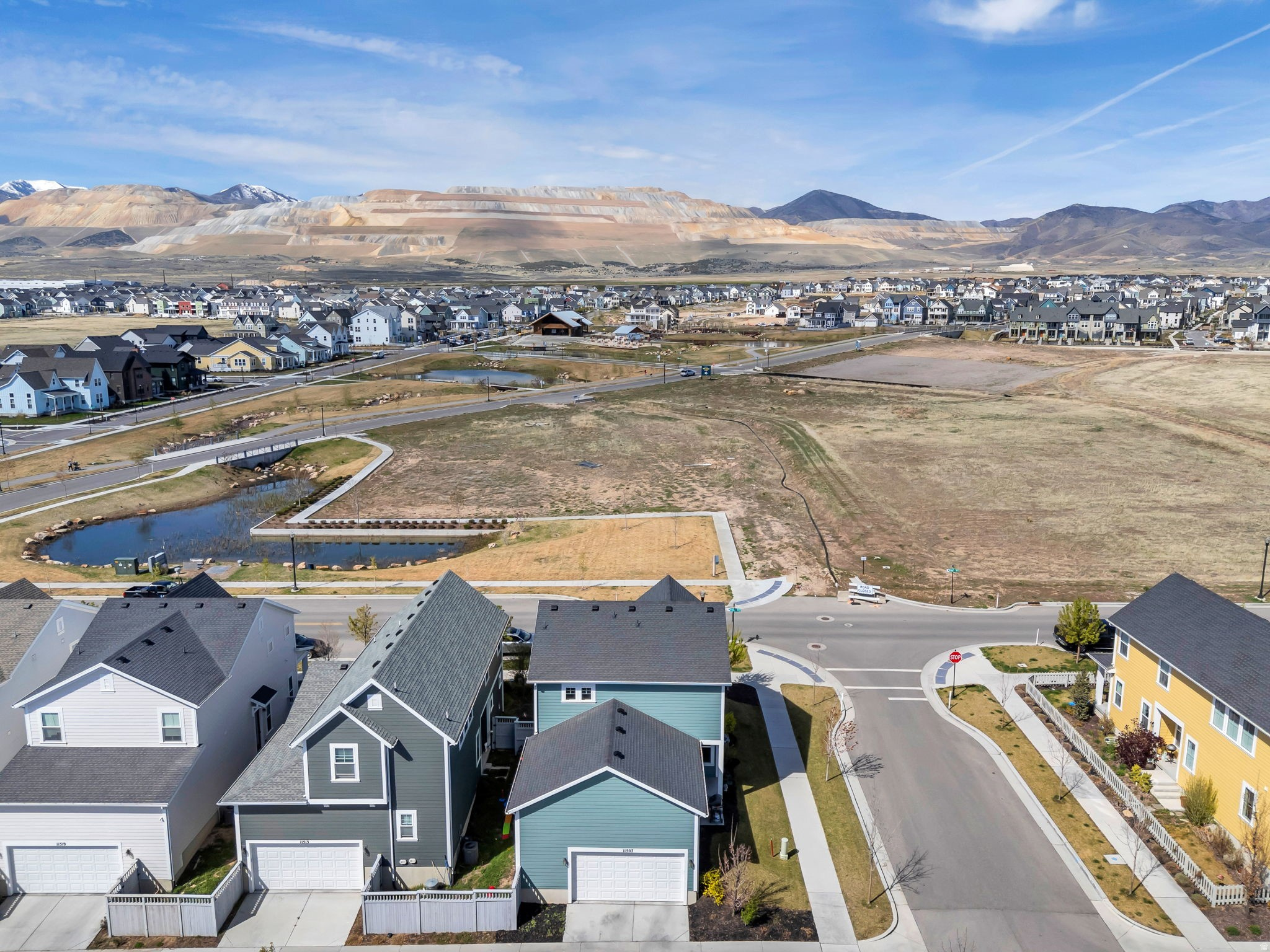 DAYBREAK - Residential