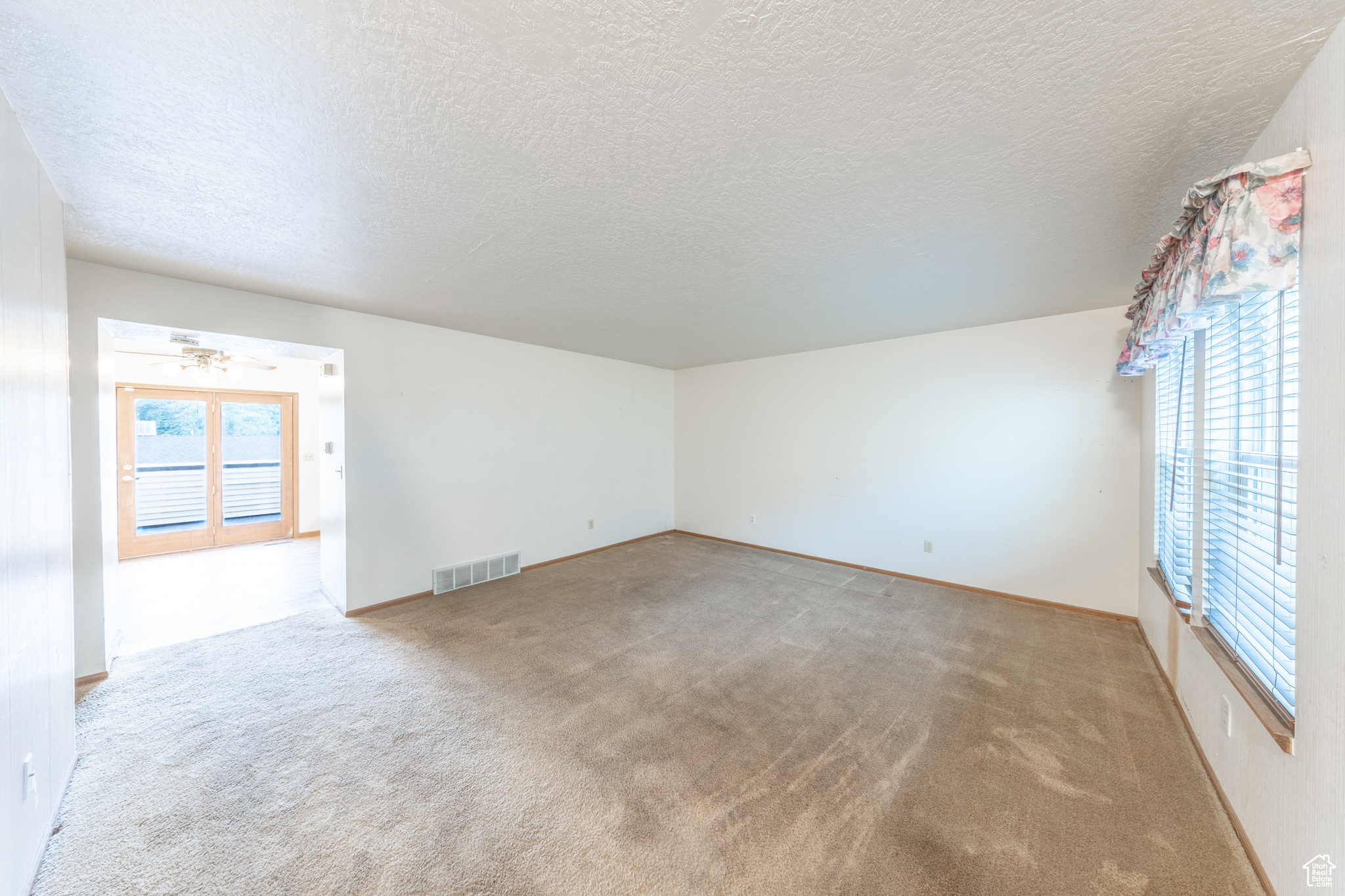 CANYON TERRACE CONDOS - Residential