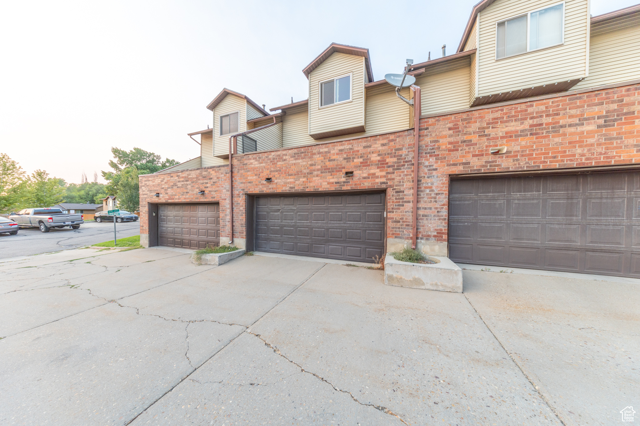 CANYON TERRACE CONDOS - Residential