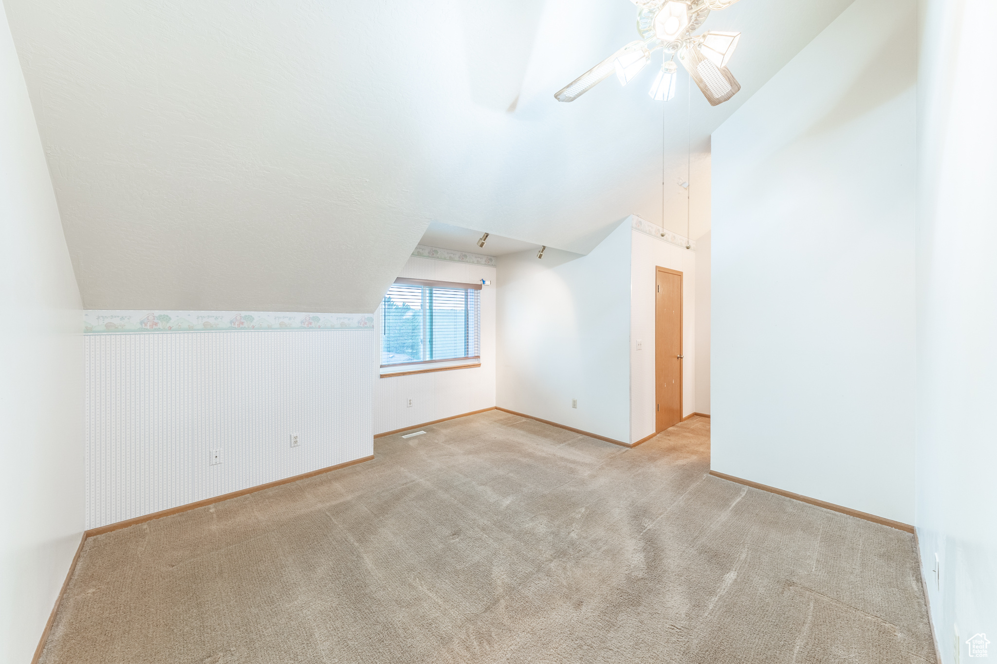 CANYON TERRACE CONDOS - Residential
