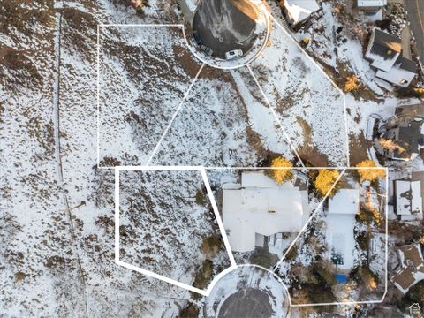 Tiny photo for 2253 S LAKELINE CIR, Salt Lake City, UT 84109 (MLS # 2063035)