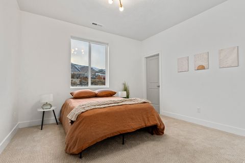 Tiny photo for 3559 S GARIBALDI WAY, Saratoga Springs, UT 84045 (MLS # 2148191)