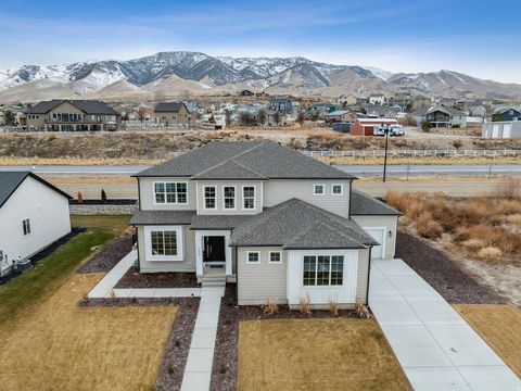 Tiny photo for 3559 S GARIBALDI WAY, Saratoga Springs, UT 84045 (MLS # 2148191)