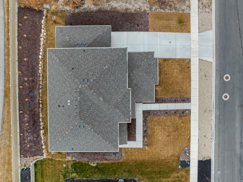 Tiny photo for 3559 S GARIBALDI WAY, Saratoga Springs, UT 84045 (MLS # 2148191)