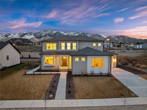 Tiny photo for 3559 S GARIBALDI WAY, Saratoga Springs, UT 84045 (MLS # 2148191)