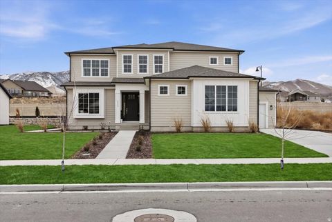 Photo of 3559 S GARIBALDI WAY, Saratoga Springs, UT 84045 (MLS # 2148191)