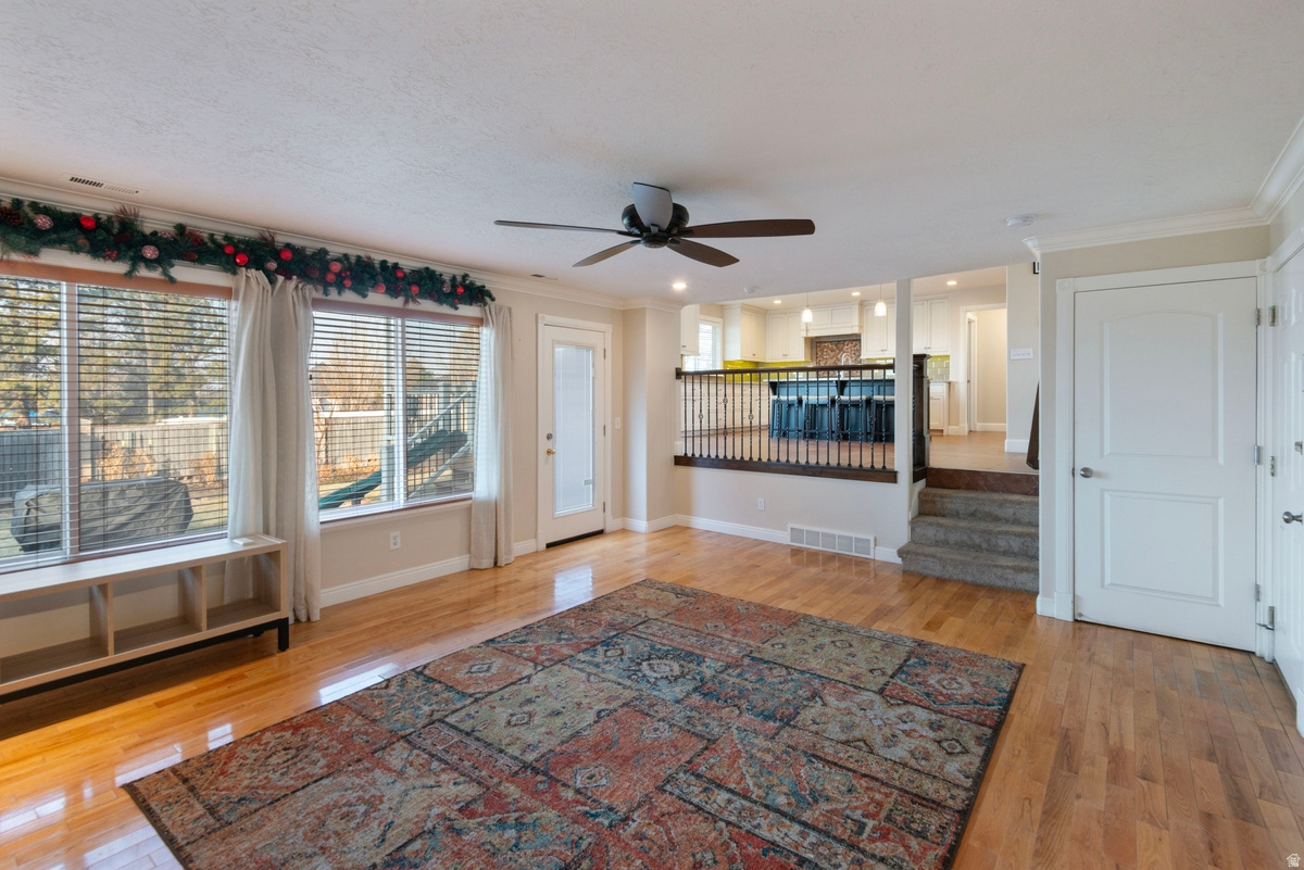 MOUNTAIN MEADOW - Residential