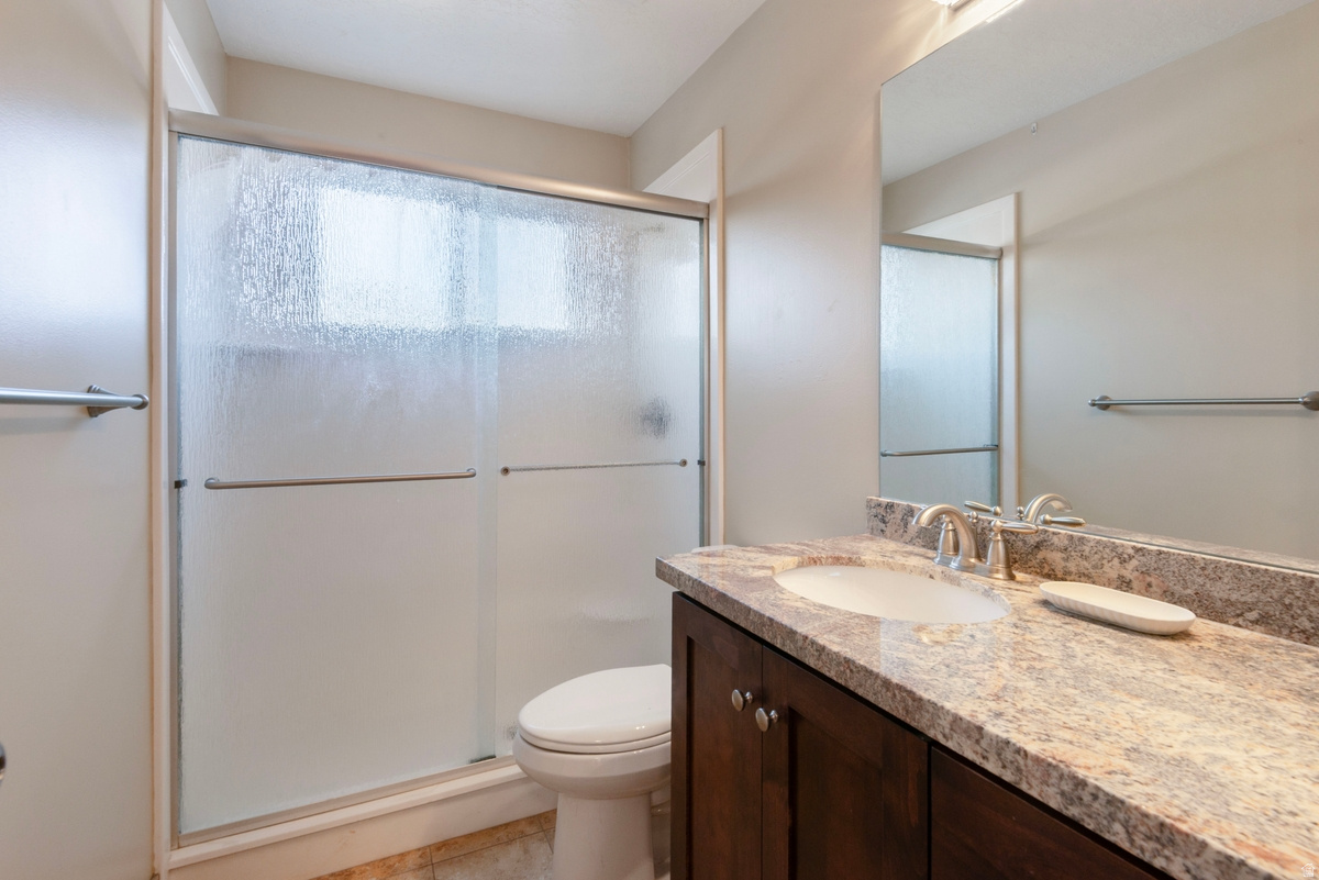 MOUNTAIN MEADOW - Residential