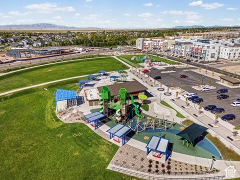 Tiny photo for 604 N SEGO WAY #222, Farmington, UT 84025 (MLS # 2189299)