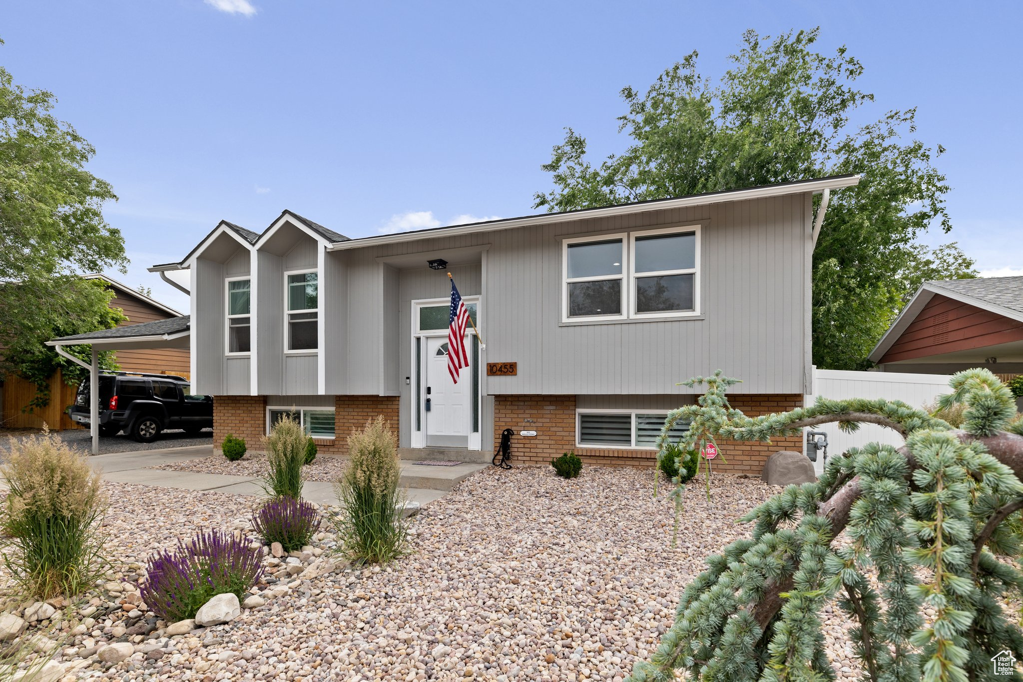 10455 S Silver Mountain Dr, Sandy, Utah image 2