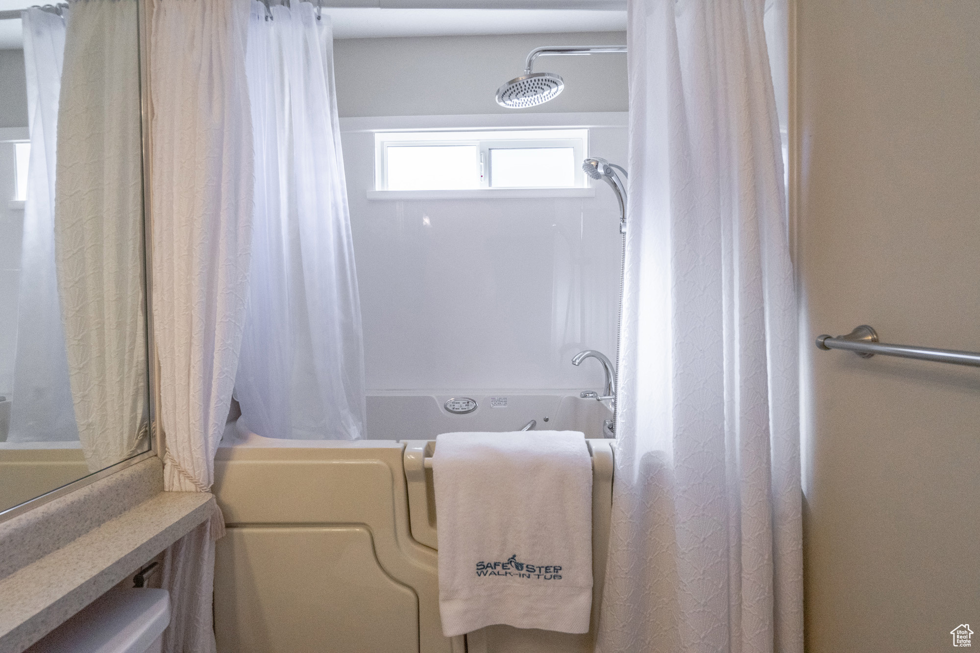 SILVERCREEK TOWNHOMES - Residential