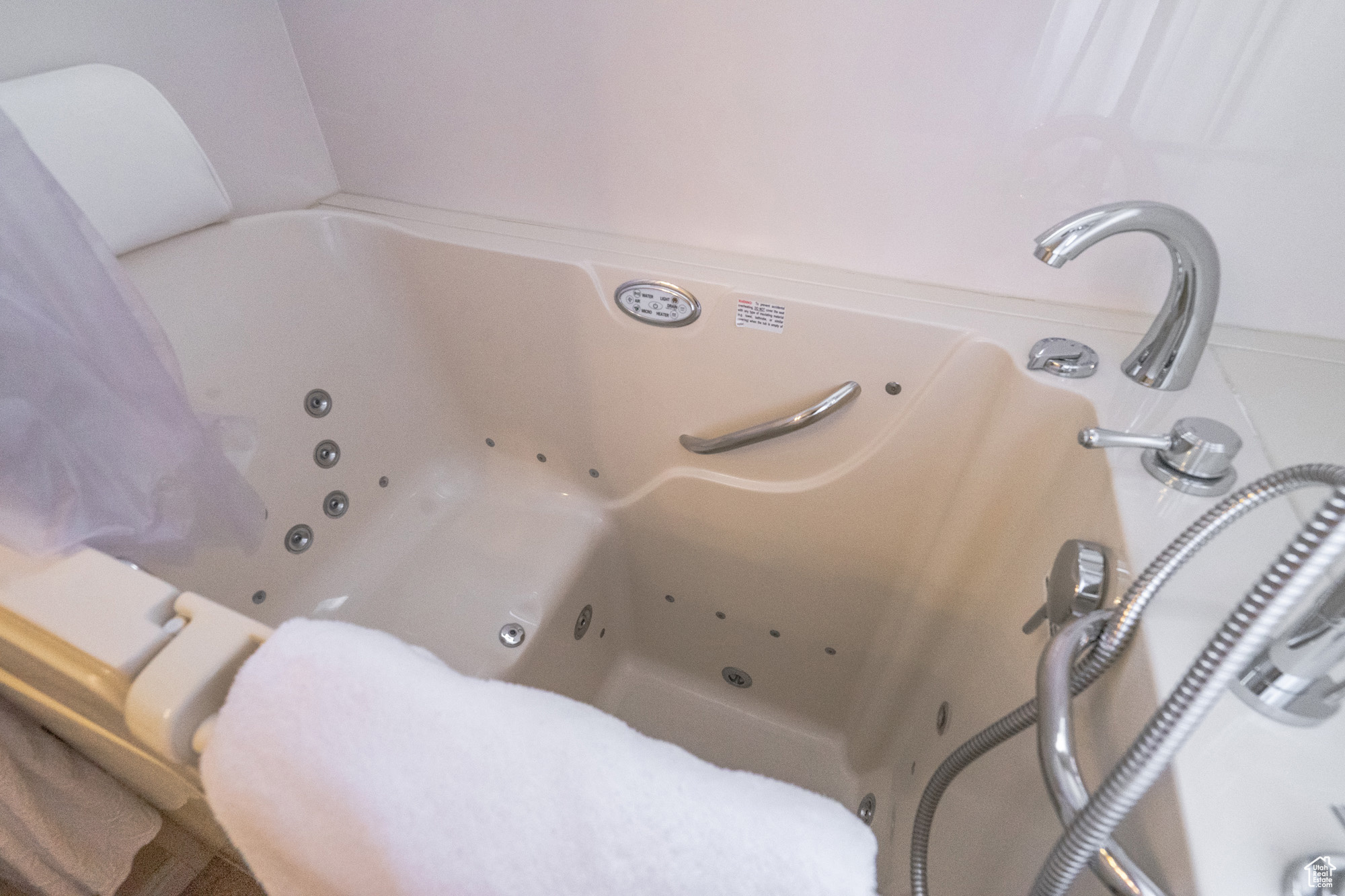 SILVERCREEK TOWNHOMES - Residential