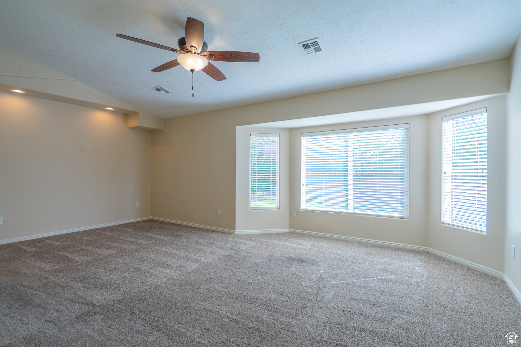 SILVERCREEK TOWNHOMES - Residential