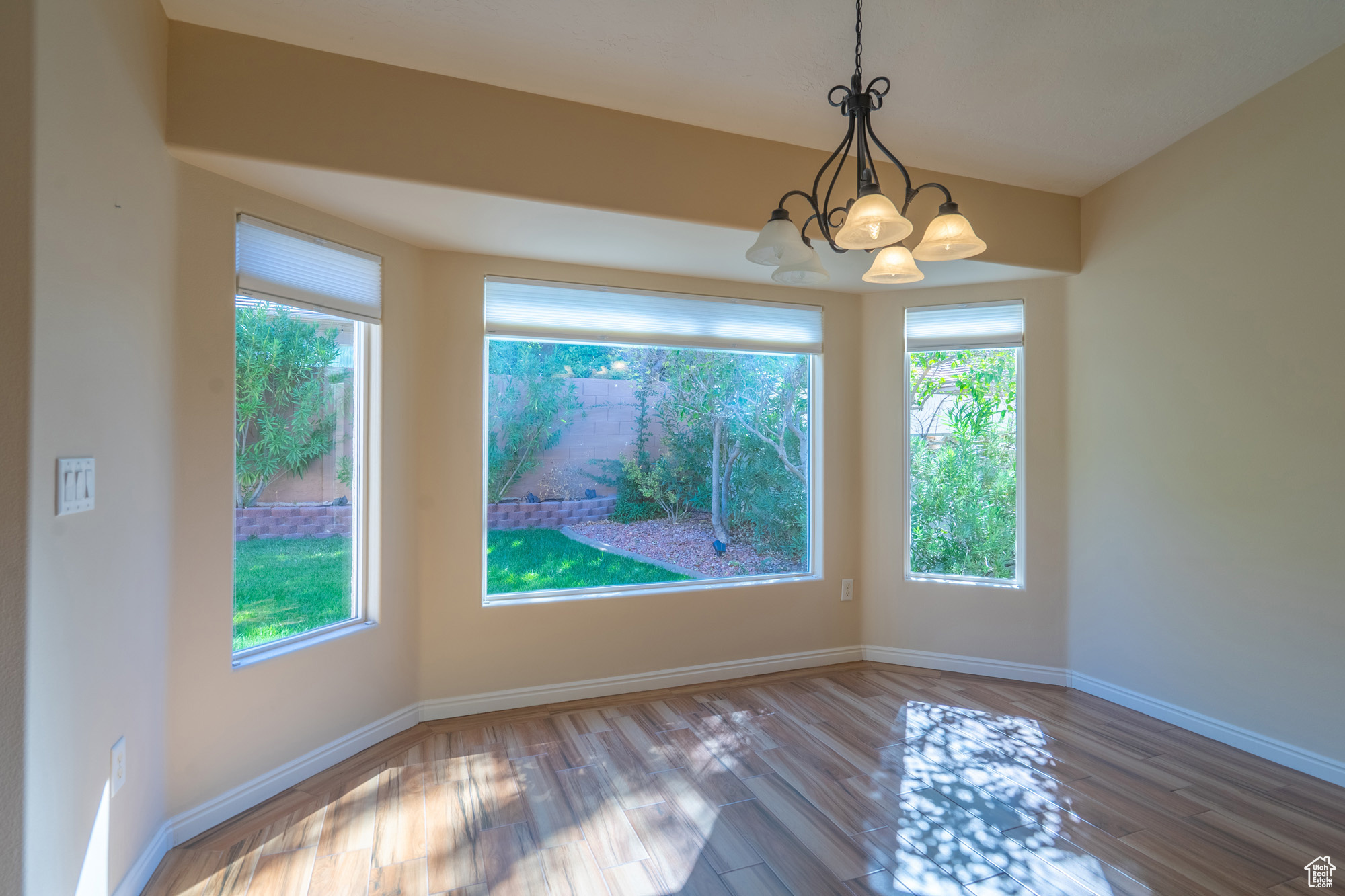 SILVERCREEK TOWNHOMES - Residential