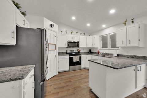 Tiny photo for 2674 S 75 E, Clearfield, UT 84015 (MLS # 2114837)